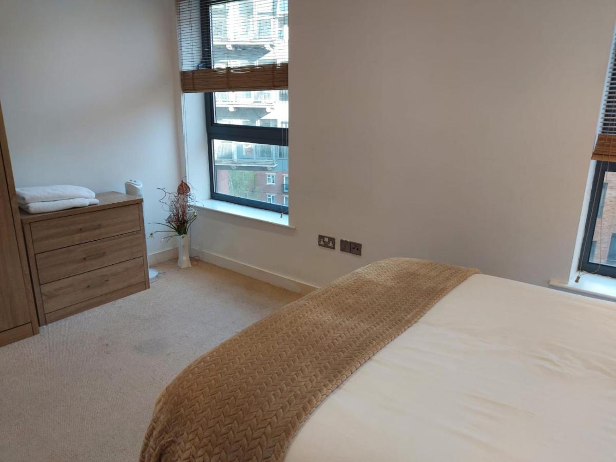 City 2 Bed, 2 Bath, Free Parking & Wifi Sheffield Extérieur photo