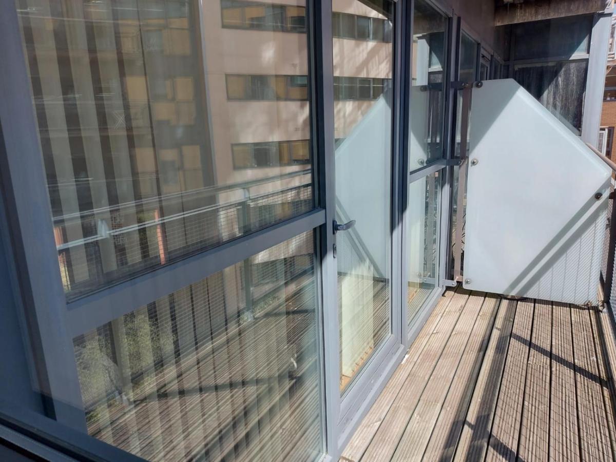 City 2 Bed, 2 Bath, Free Parking & Wifi Sheffield Extérieur photo