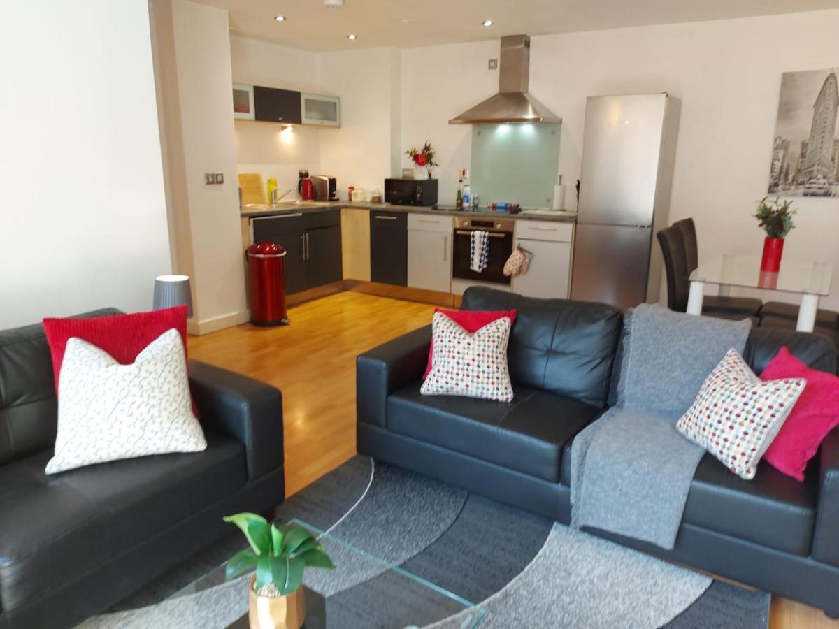 City 2 Bed, 2 Bath, Free Parking & Wifi Sheffield Extérieur photo